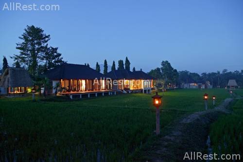 The Chedi Club boutique 18